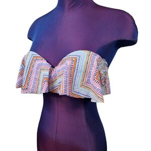 NWOT Xhilaration Flounce Pastel Bikini Top Size Small‎ Women's